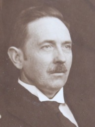 Photo of Oscar Bernhard Hougner